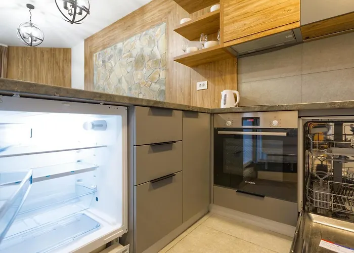Golden Pine, A Private Apartment In Five Star Hotel
