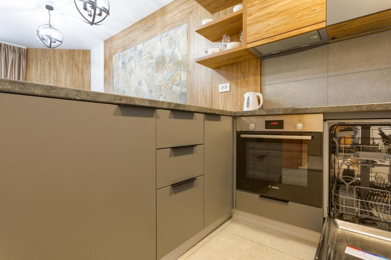 Golden Pine, A Private In Five Star Apartament *